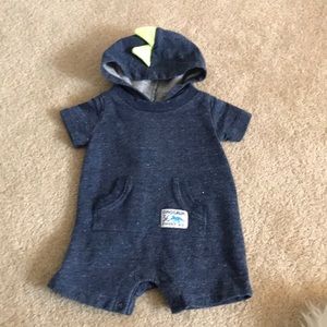 Adorable Carter’s baby boy outfit